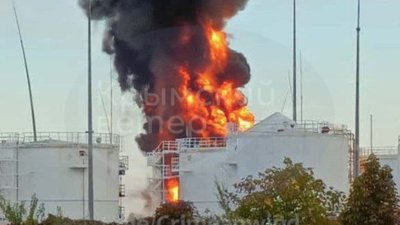 У Криму зафіксували два осередки пожежі на нафтобазі у Гвардійському (ФОТО)