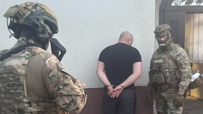 На Львівщині чоловік за 21 тисячу доларів обіцяв призначити інвалідність двом військовозобов'язаним