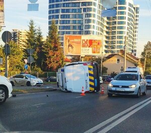 У Львові сталася ДТП на Кульпарківській, з участю поліцейського авто (фото, відео)