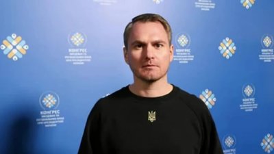 Кравченко підтвердив свій виїзд за кордон і заявив про відрядження