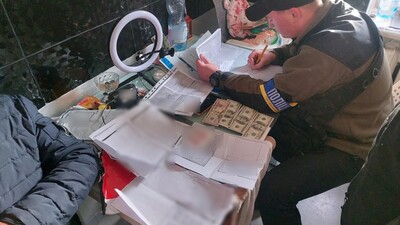 На Волині викрили злочинну групу, яка торгувала різними документами для ухилення від мобілізації (ФОТО, ВІДЕО)