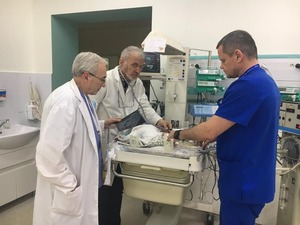 Львівські лікарі прооперували немовля із важкими вадами (ФОТО)