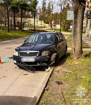 У Львові п’яний водій вчинив ДТП і втік (ФОТО)