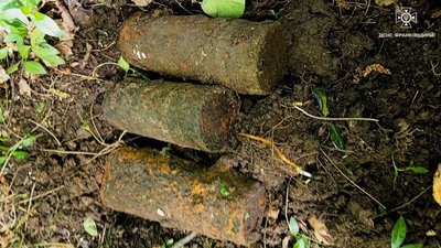 На Франківщині піротехніки знешкодили снаряди часів Другої світової війни