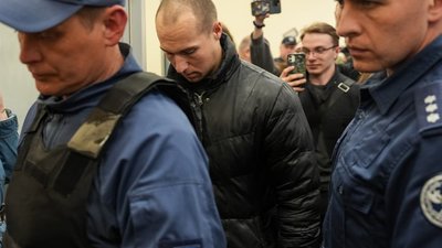 Поліцейські, які втекли під час теракту у Києві, вийшли на волю: за обох внесли заставу