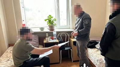 ДБР повідомило про підозру командиру, який зібрав військових на нагородження