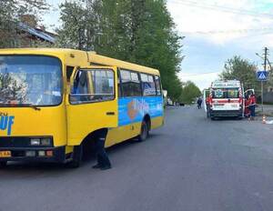 Водій маршрутки переїхав на смерть мешканку Рівненщини (ФОТО)