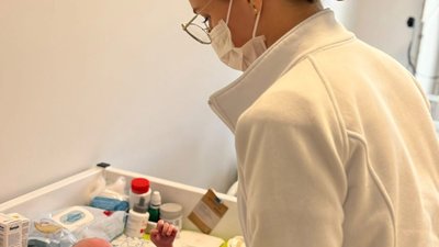 У Львові лікарі провели складну операцію новонародженому з кишковою непрохідністю