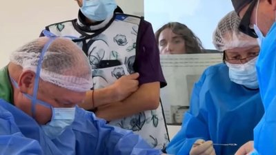 На Львівщині у госпіталі вперше провели унікальне малоінвазивне втручання на аорті