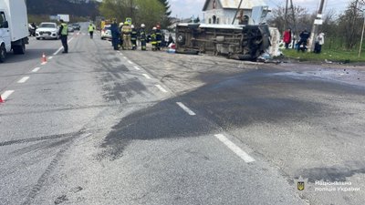 У ДТП потрапив автобус «Івано-Франківськ - Львів», багато постраждалих
