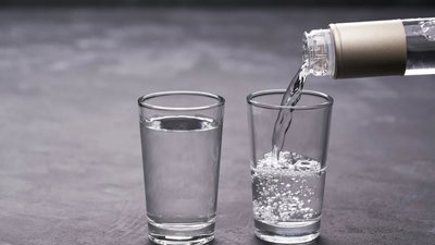 У Львові чоловіка оштрафували через отруєння малолітньої доньки горілкою