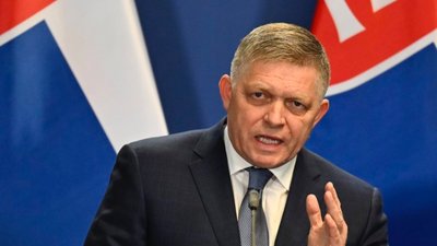 Фіцо: Путін готовий зустрітися із Зеленським "де завгодно", а не тільки в Москві