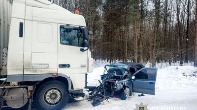 На Рівненщині у ДТП загинув водій легковика