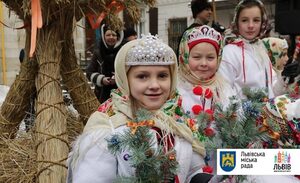 У Львові встановили Різдвяного Дідуха