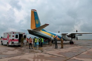 До Львова прибув борт поранених військових (ФОТО)