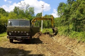 У Львівській області відновлюють рух дорогами, які пошкодила негода