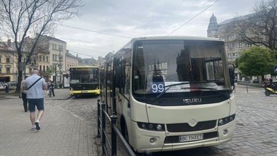 У Львові автобус № 99 до Шевченківського гаю відновить курсування на Великдень