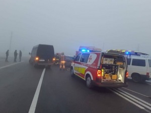 На Рівненщині через густий туман сталася масштабна аварія за участі 7 автівок (фото)