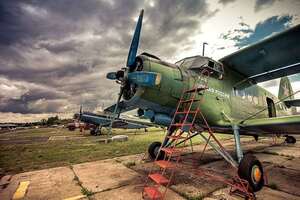 На росії розбився літак АН-2 (ВІДЕО)