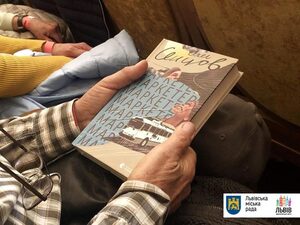 Олег Сенцов у Львові презентував книгу "Маркетер" (фото)