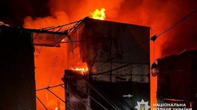 У Хмельницькому уламки БПЛА впали на ринок