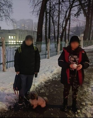 В Києві під час тривоги дітей не пустили в шкільне укриття, бо вони були із собакою: деталі скандалу