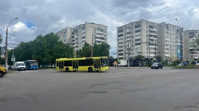 Водіям! У Львові через ремонт дорожнього покриття можливі ускладнення проїзду на Левандівці