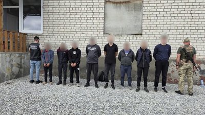 За 35 тис. доларів намагались переправити пʼятьох ухилянтів за кордон: правоохоронці викрили чергову схему