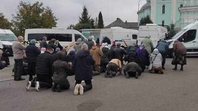 На Волині виселяють Московський патріархат з Успенського собору (ВІДЕО, ФОТО)