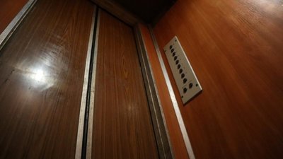 У Львові сьогодні справжній бум на застрягання в ліфтах