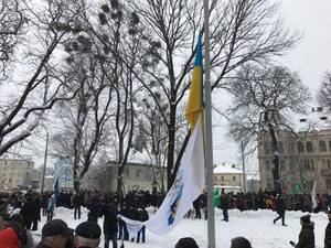 У Львові з нагоди відкриття Олімпійських Ігор урочисто підняли Державний прапор України та Прапор НОК (фото, відео)