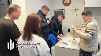 На Франківщині судитимуть посадовця поліції охорони, який обдурив батька загиблої захисниці «Азовсталі»