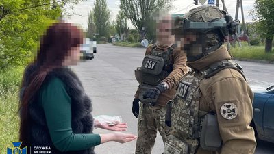 Довічне увʼязнення отримала медсестра з Херсона, яка «зливала» ворогу особисті дані пацієнтів-військових