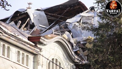 У Львові триває рятувальна операція (ФОТО, ВІДЕО)