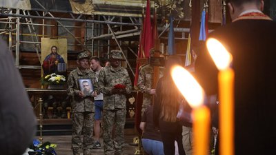 У Гарнізонному храмі свв. апп. Петра і Павла попрощалися з воїнами Андрієм Синишиним та Іваном Якимівим