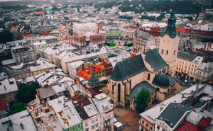 Росіяни розганяють фейки щодо «бажання» Польщі анексувати Львів