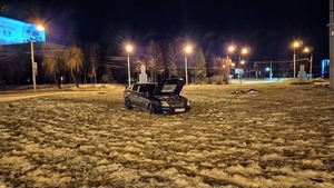 У поліції повідомили подробиці нічної ДТП на кільці (фото, відео)