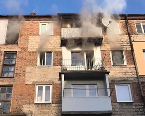 На Львівщині під час пожежі в будинку врятували двох дітей (фото)