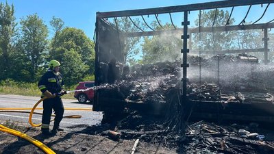 У Львівській області горів причіп вантажівки DAF