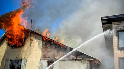 У Львові сталася пожежа на території дачного кооперативу