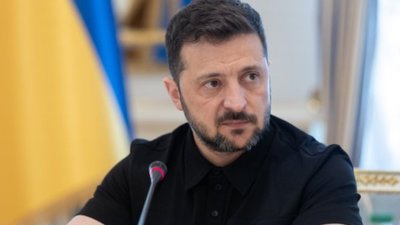 Зеленський: Окупанти не мають успіхів на фронті, але намагаються імітувати їх інформаційно