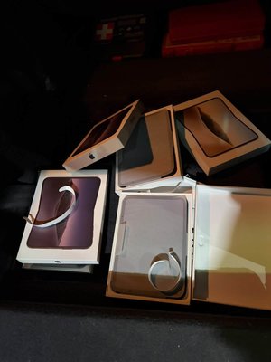Фото: Львівська митниця. Незадекларовані смартфони iPhone.