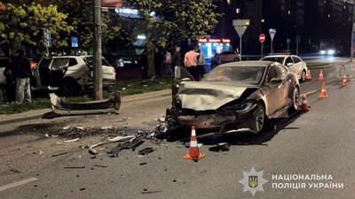 У Львові в нічній аварії постраждало троє дітей
