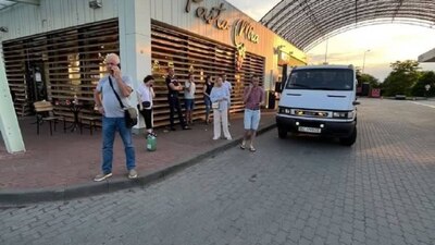 Більше десяти автомобілів зламалися після того, як заправилися на АЗС у Львові (ФОТО/ВІДЕО)