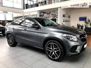 У Львові вдень викрали "Mercedec GLE"