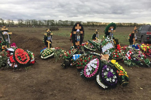 Росіянин, в якого загинули родичі внаслідок падіння літака в Єйську, закликав далі бомбардувати Україну (ФОТО)