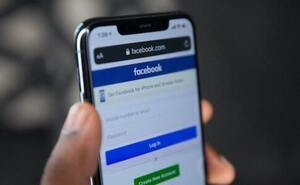 Екс-працівник Facebook визнав, що соцмережа навмисне розряджає батареї телефонів