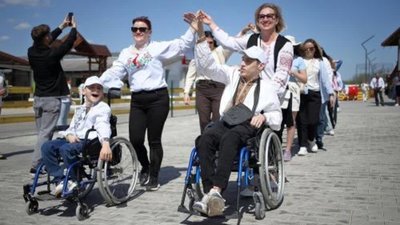 На Тернопільщині для дітей з інвалідністю провели великодні гаївки