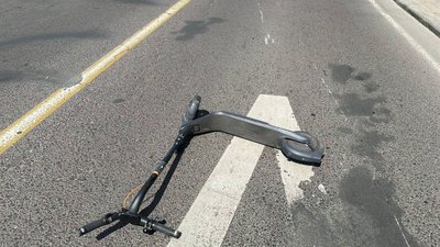У Львові внаслідок потрійної ДТП постраждала водійка електросамоката