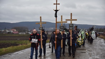 На Львівщині попрощалися з п'ятьма загиблими внаслідок ракетного удару 